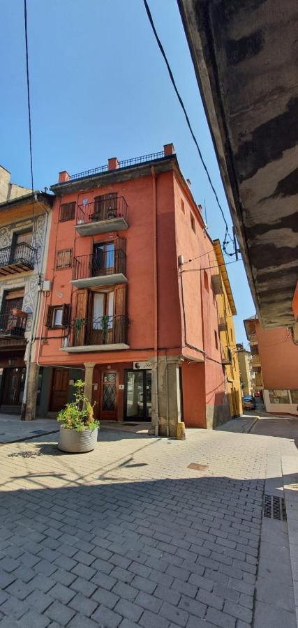 Con Encanto Tipico Cereta Centro Apartment Puigcerda